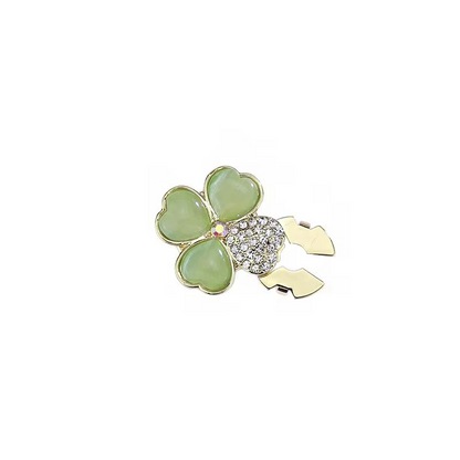 Clover Button